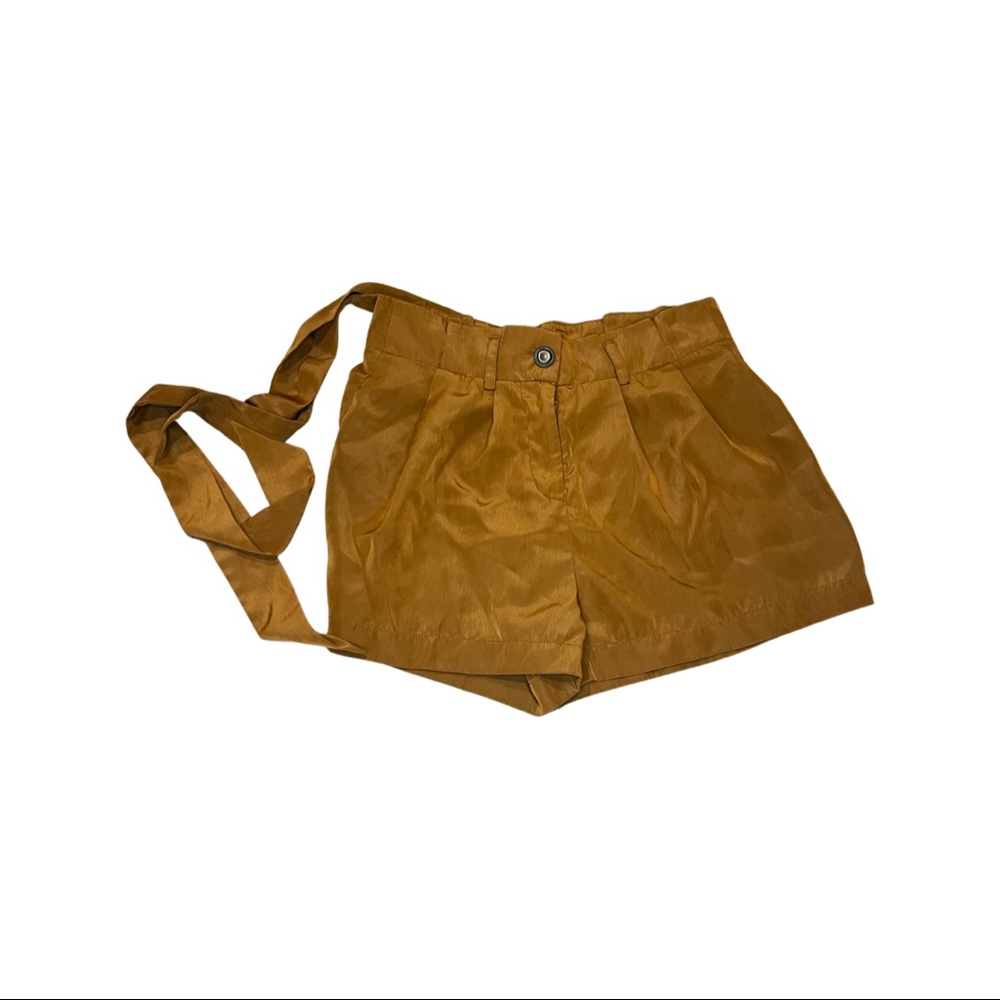 BROWN GOLD super comfy Forever 21 shorts with belt size 4 Like New